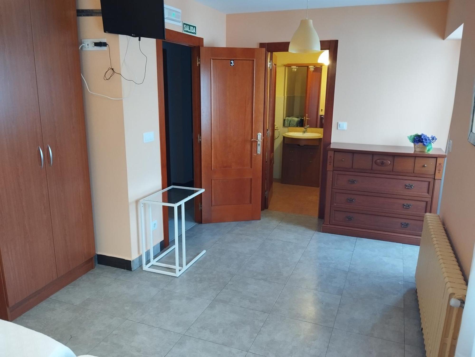 Hostal Bordillas Pomaluengo Eksteriør billede